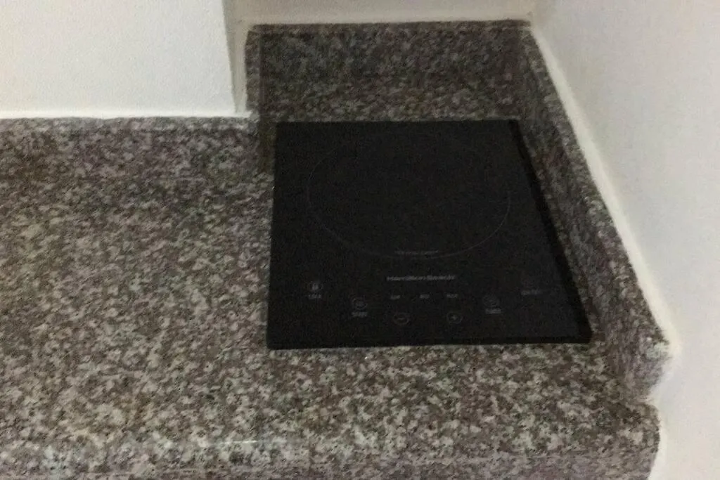Mayalun Apartment 3C contacts